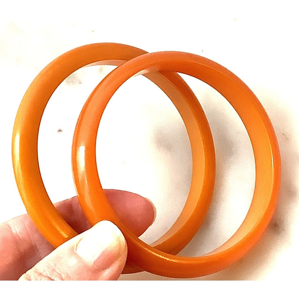 Vintage Bakelite Bangles Butterscotch MCM Bracelets Stackable Set Tested Sz 7.5" - Picture 2 of 4